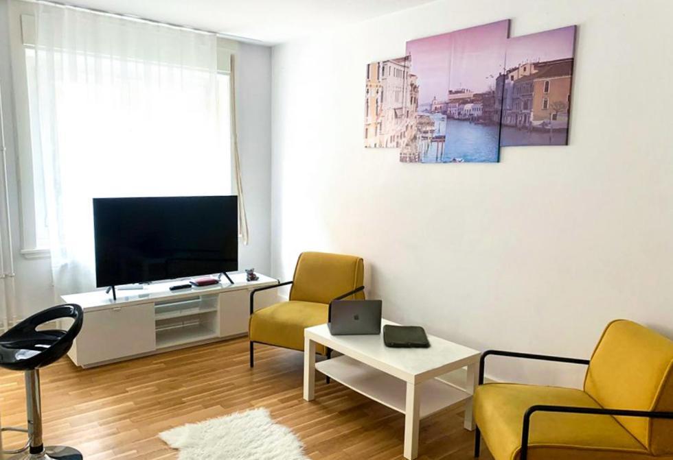 La Casa - Comfortable - By Pa Lucerna Esterno foto